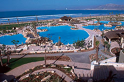 Vue sur les 3 piscines exterieures de l'hotel hotel agadir - Riu Tikida Dunas