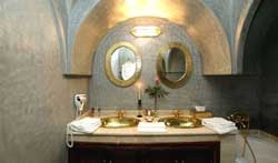 Salle de bain de la suite Ambre location villa marrakech - Villa Palais Mehdi